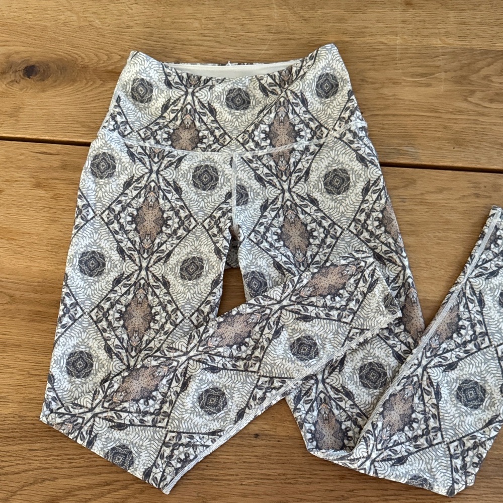 Patterned Women's Leggings